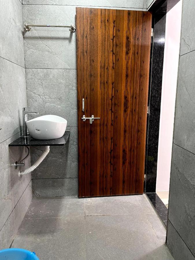 Gayatri Homestay Ratnāgiri Εξωτερικό φωτογραφία